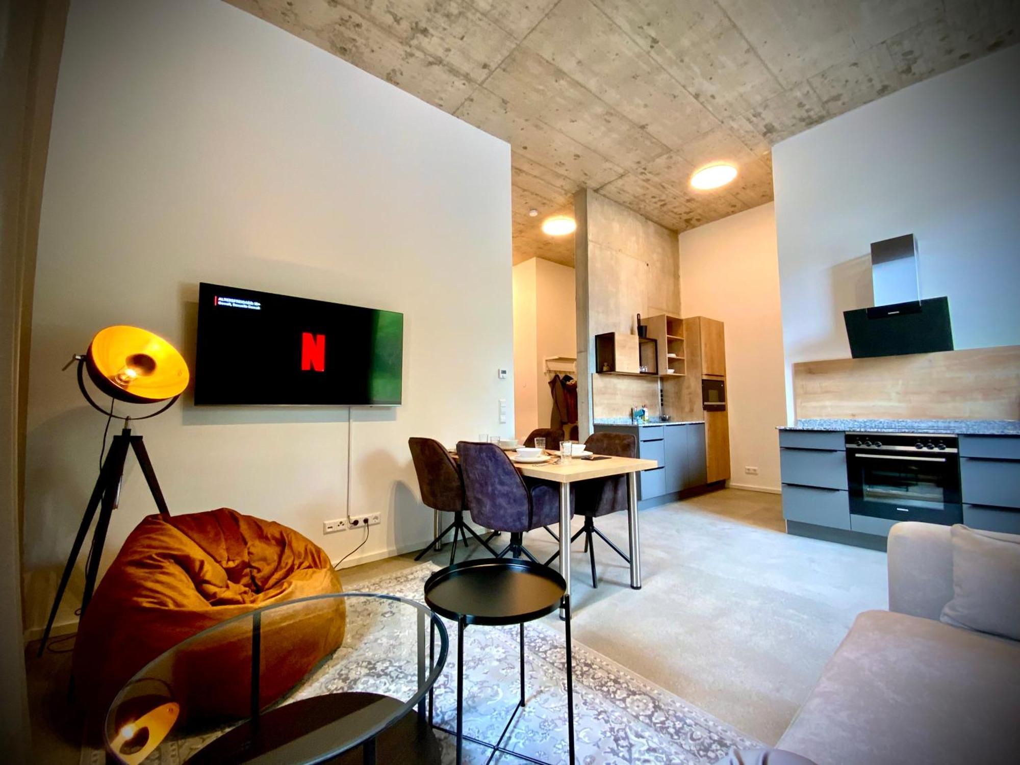 Waterfront - Urbane Eleganz Am Bachufer Apartment Villach Ngoại thất bức ảnh