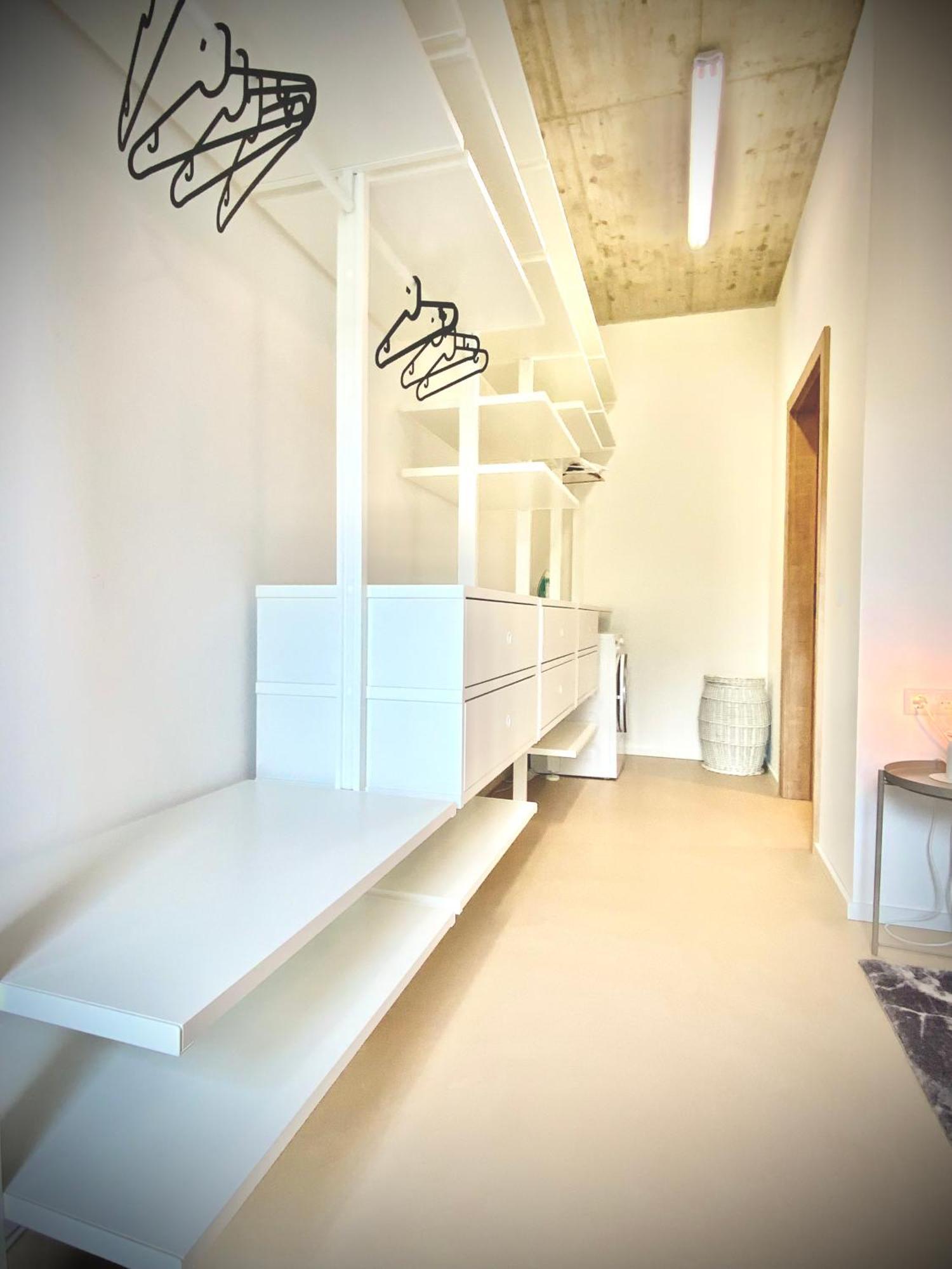 Waterfront - Urbane Eleganz Am Bachufer Apartment Villach Phòng bức ảnh