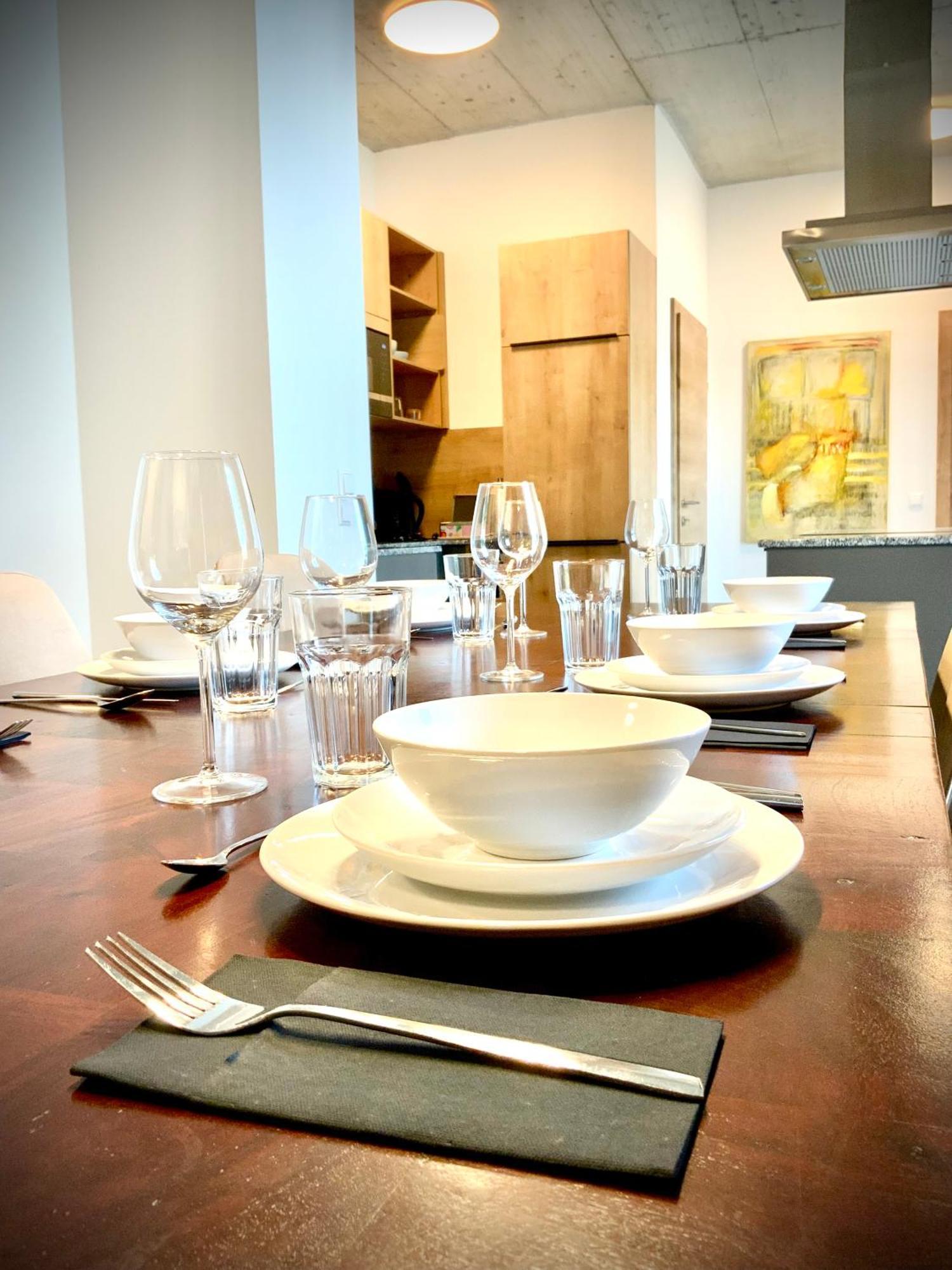 Waterfront - Urbane Eleganz Am Bachufer Apartment Villach Phòng bức ảnh
